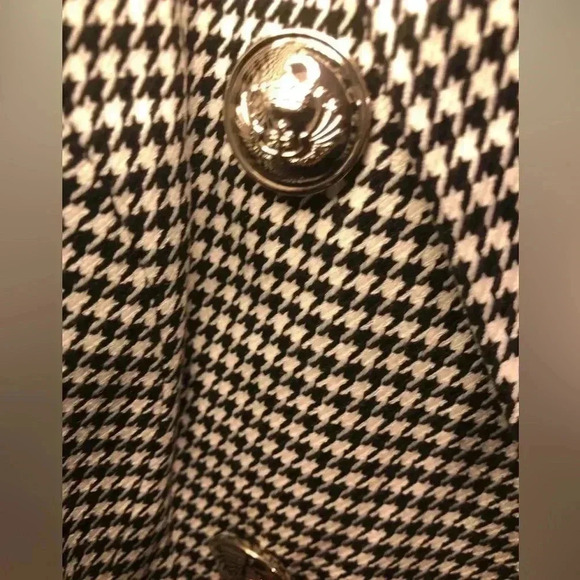 Women’s Crop Blazer - Picture 5 of 16